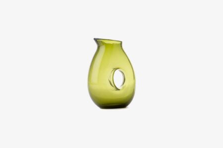 Carafe Hole