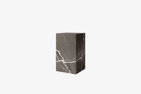 Plinth haut