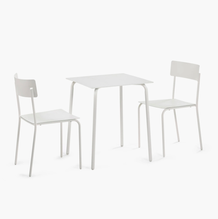 Table August M – Image 6