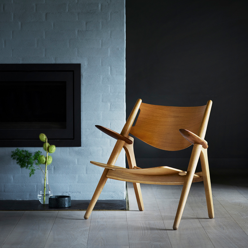 Fauteuil CH28T chêne et noyer huilé – Image 2