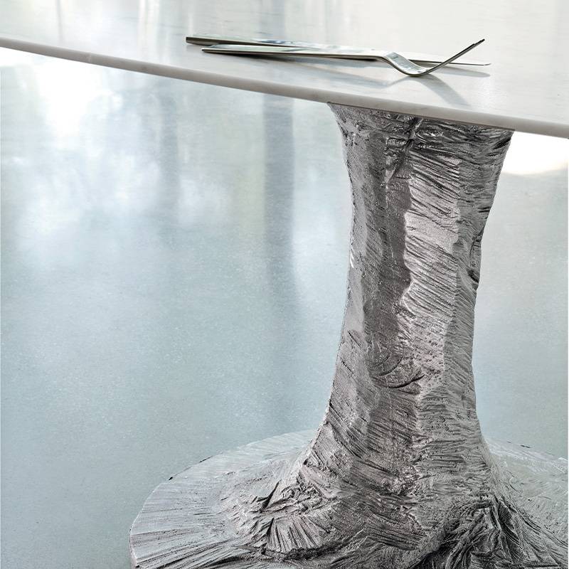 Table Next 138 – Image 3